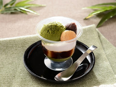 Uchi Cafe’ SWEETS サクサク！黒糖クランチの和パフェ
